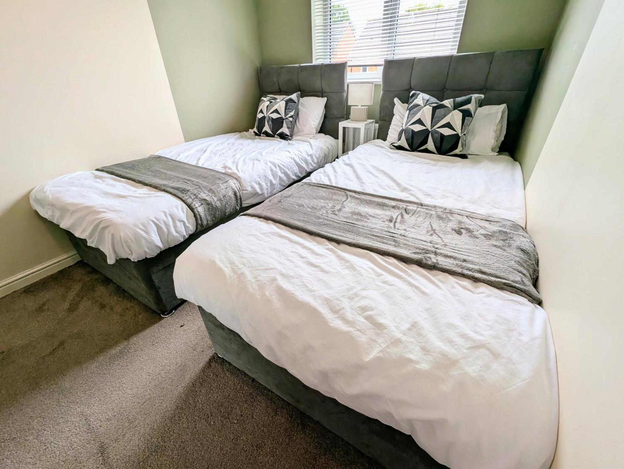 Holiday home Steps From O2 Apollo, Ox Road *